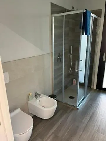 Casa Darcellas Trilocale In A4 Con Giardino Dalmine 0*,