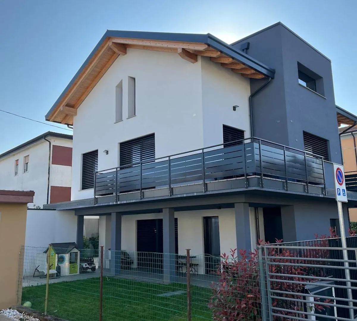 Casa Darcellas Trilocale In A4 Con Giardino Dalmine Holiday home